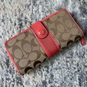 Authentic Coach signature wallet